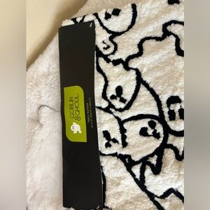 Black and white ghost table runner #HalloweenDecor nwt